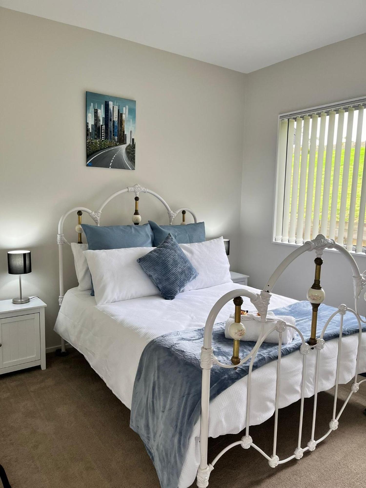 Country Inn Pokeno Екстериор снимка
